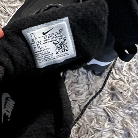 Nike City Classic boot womens new without box black/white size: 7.5 - Picture 3 of 8